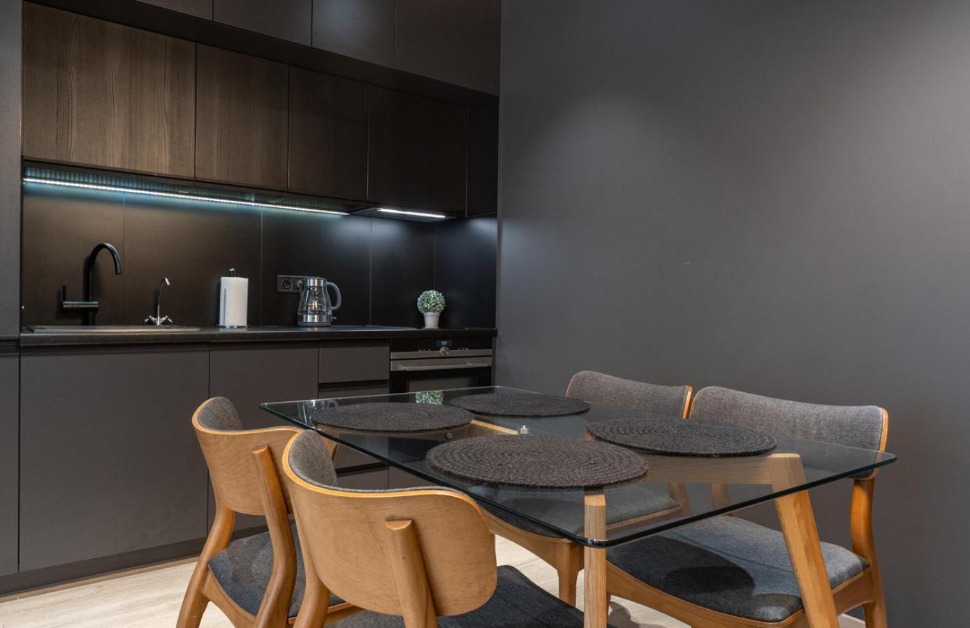 Royal Tower Residence Big Vip Apartment In Center Floor 27 基輔 外观 照片