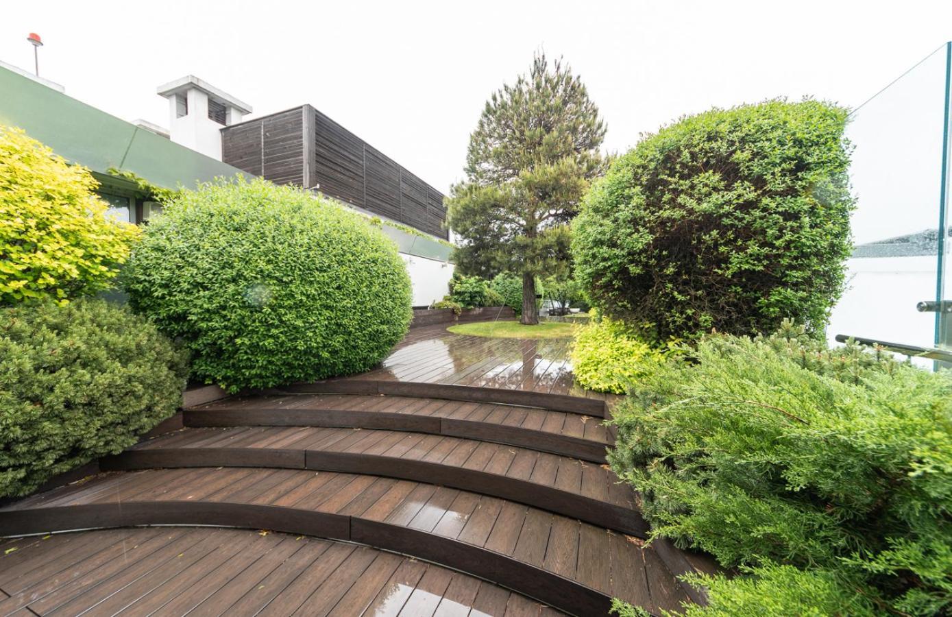 Royal Tower Residence Big Vip Apartment In Center Floor 27 基輔 外观 照片