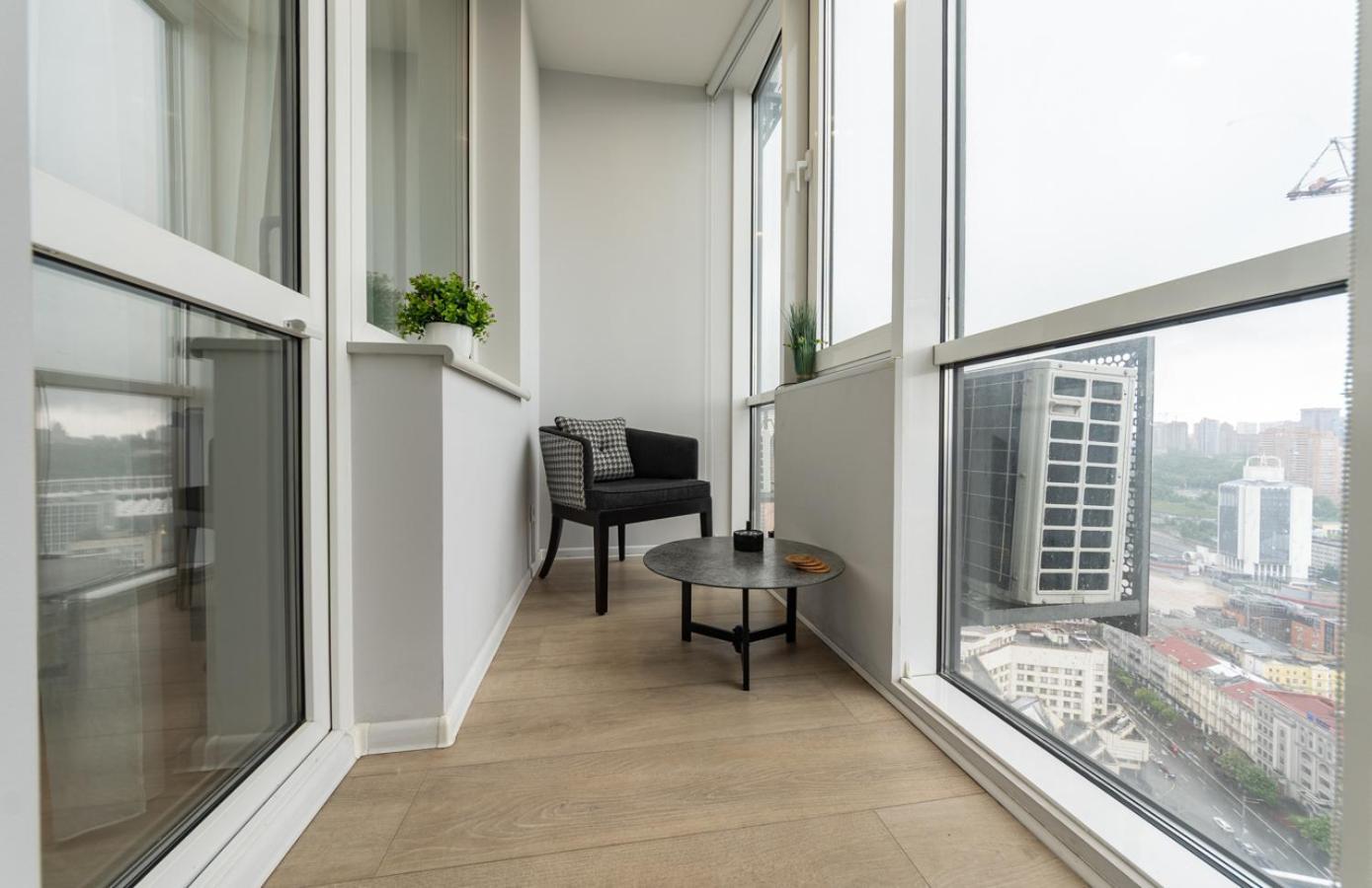 Royal Tower Residence Big Vip Apartment In Center Floor 27 基輔 外观 照片
