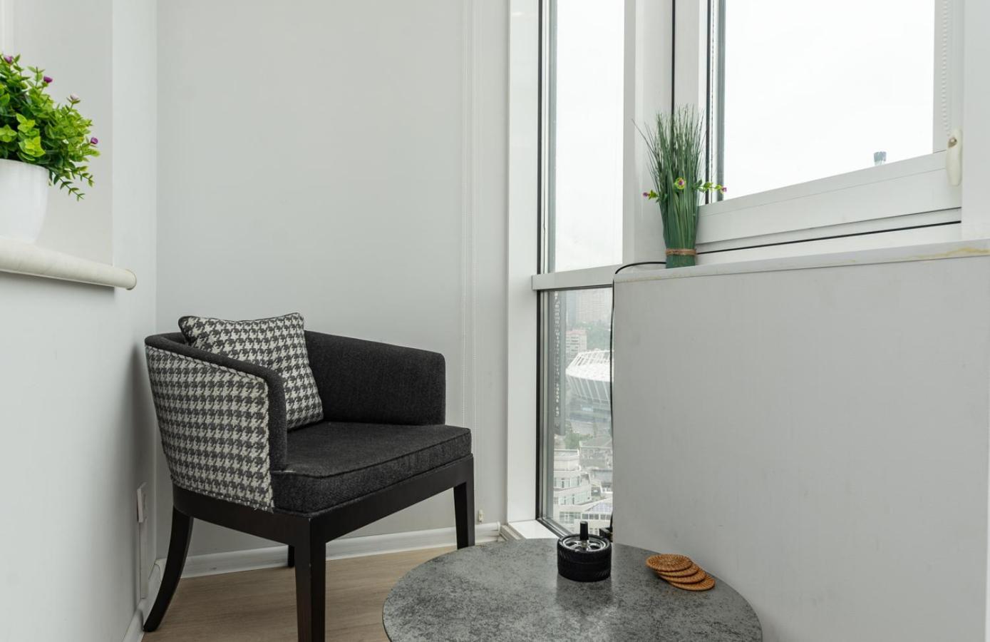 Royal Tower Residence Big Vip Apartment In Center Floor 27 基輔 外观 照片