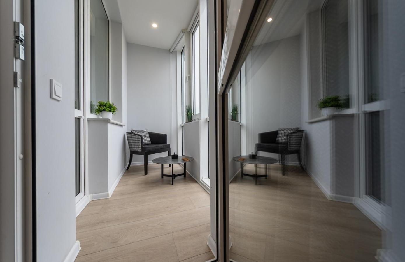 Royal Tower Residence Big Vip Apartment In Center Floor 27 基輔 外观 照片