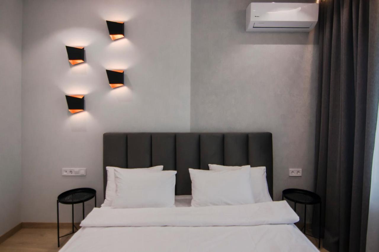 Royal Tower Residence Big Vip Apartment In Center Floor 27 基輔 外观 照片
