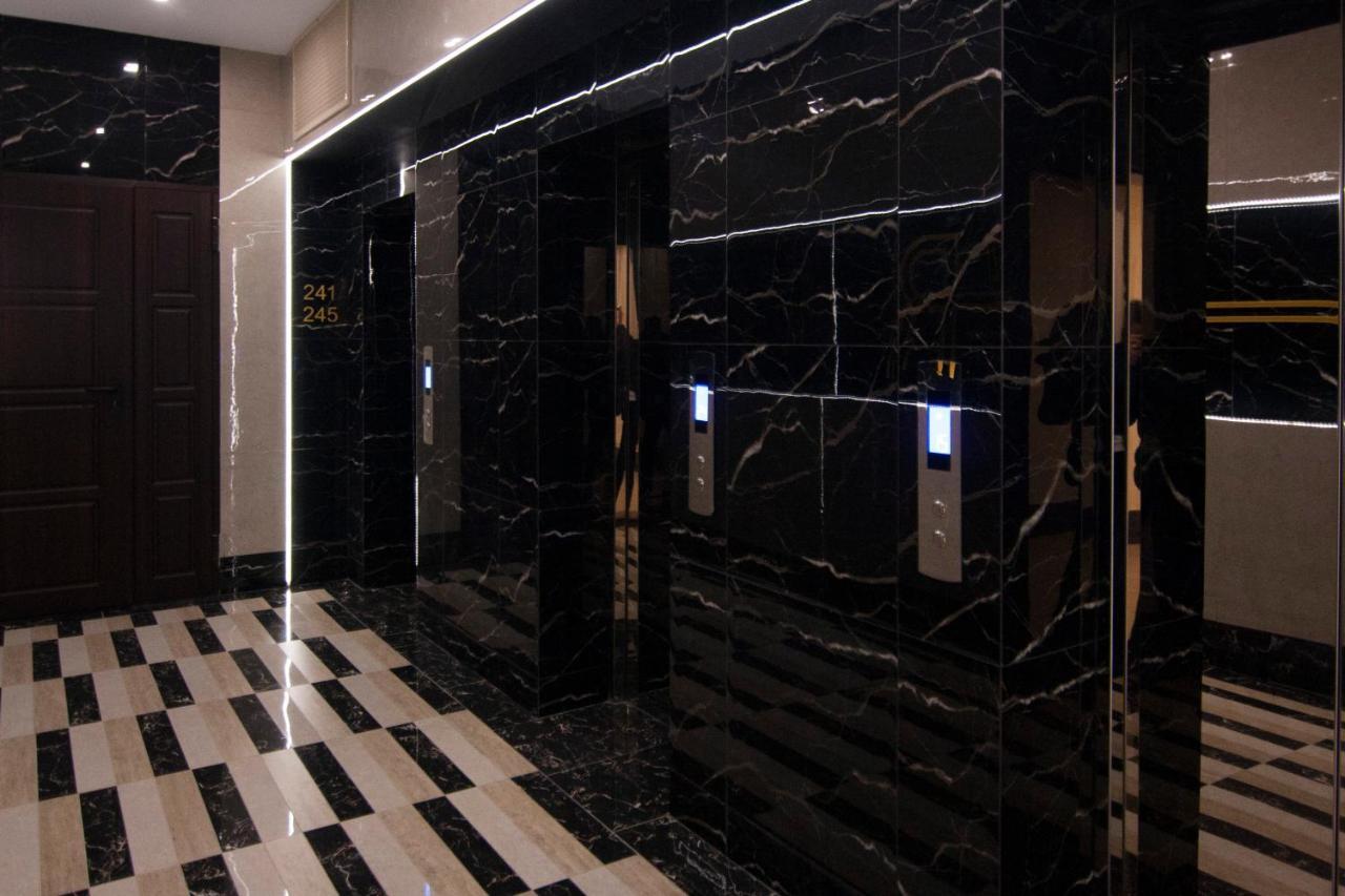 Royal Tower Residence Big Vip Apartment In Center Floor 27 基輔 外观 照片