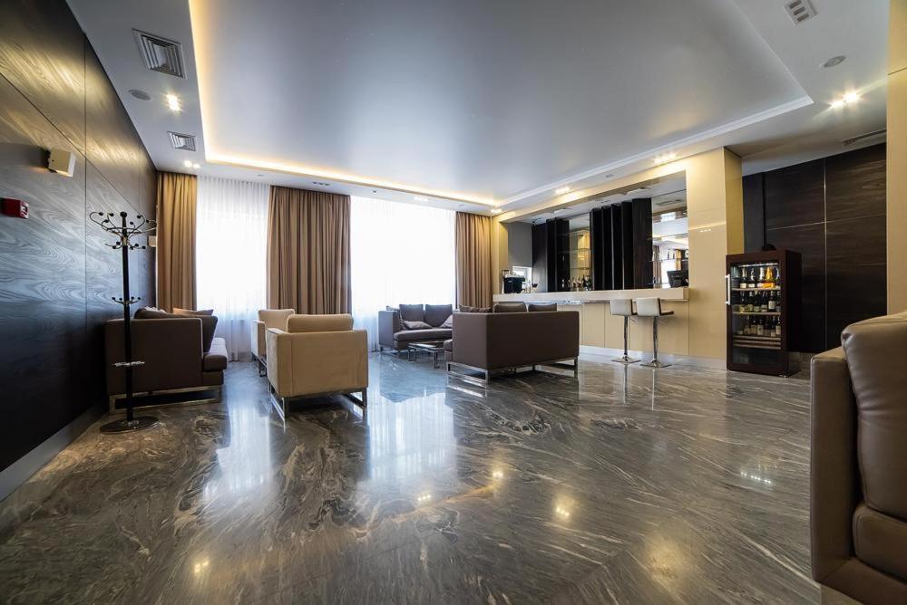 Royal Tower Residence Big Vip Apartment In Center Floor 27 基輔 外观 照片